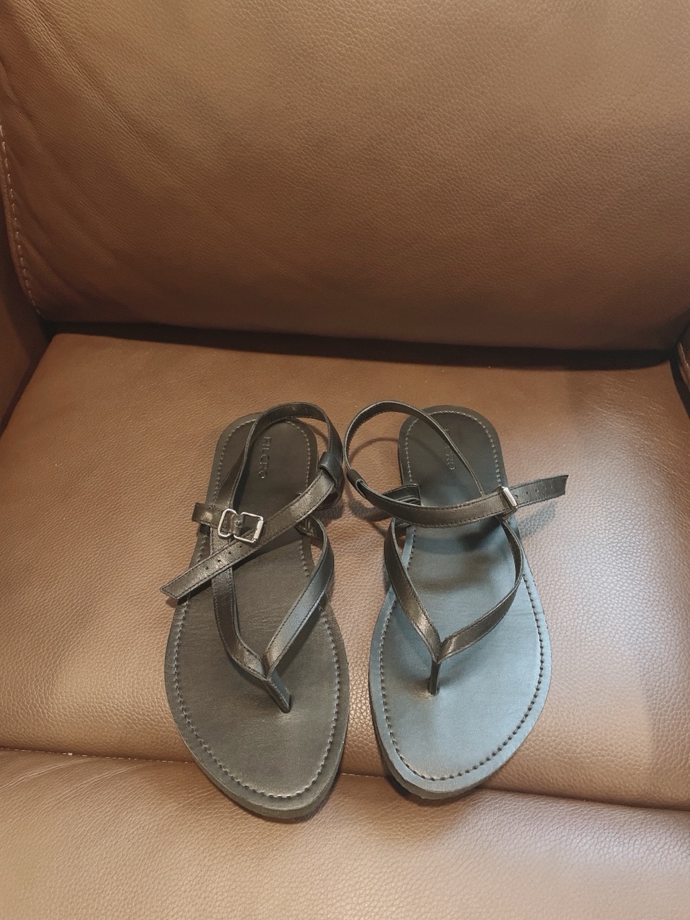 Anthropologie Pilcro Black Thong Sandals Size 39 - Picture 3 of 7